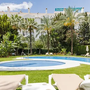https://luxury-apartment-puerto-banus-pool-gym.es-andalucia.com