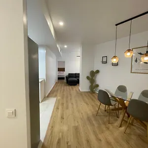 https://precioso-apartamento-en-centro.hotelsinnerja.org